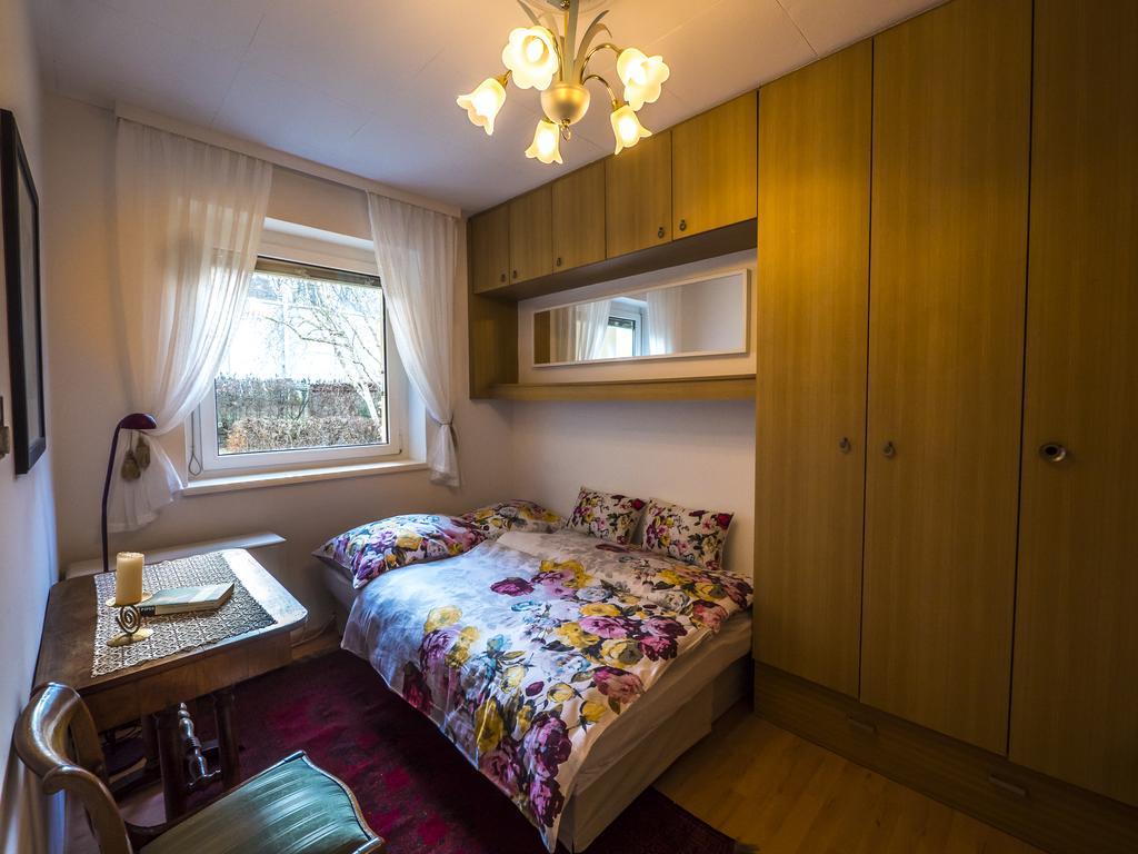 Apartment "Maria Theresia" Graz Esterno foto